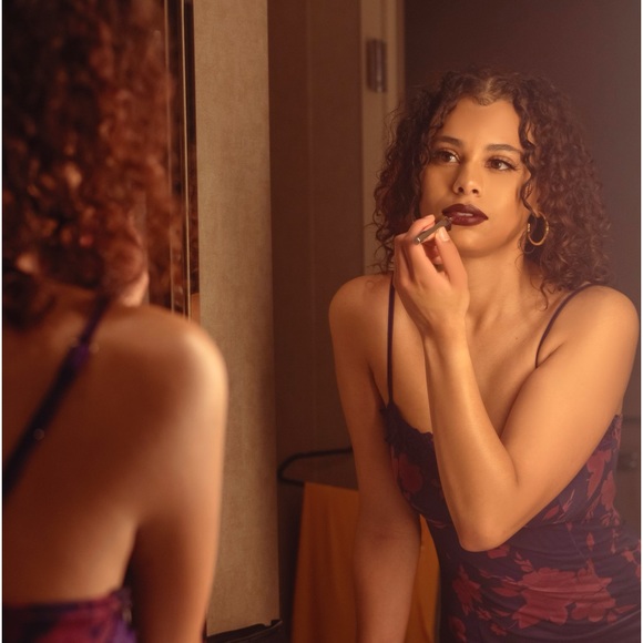 Meet your Posher, Bianca - Picture 4 of 4